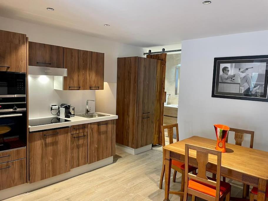 Superbe Appartement Pres De La Plage Et Du Centre Ville 쎙뜨호뻬 외부 사진